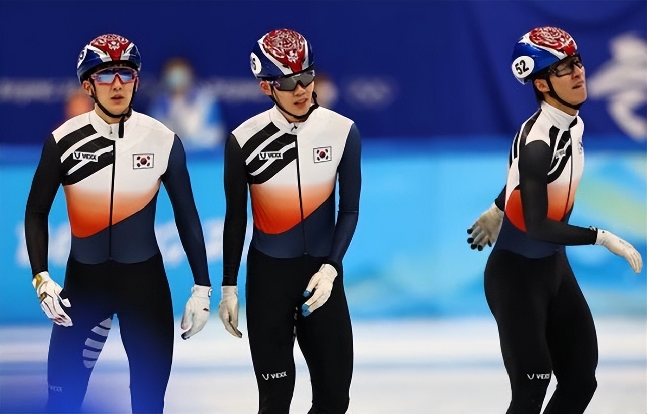 jennie韩国女穿搭,韩国女星jennie穿搭