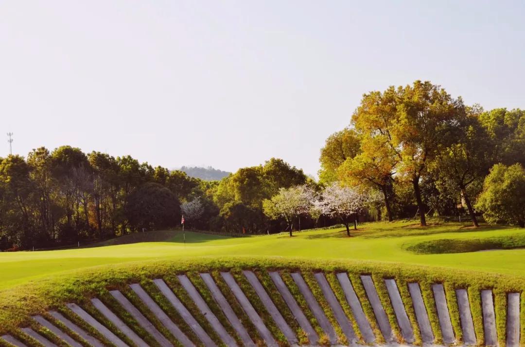 绍兴鉴湖风景区旅游攻略,柯桥酷玩王国刺激项目