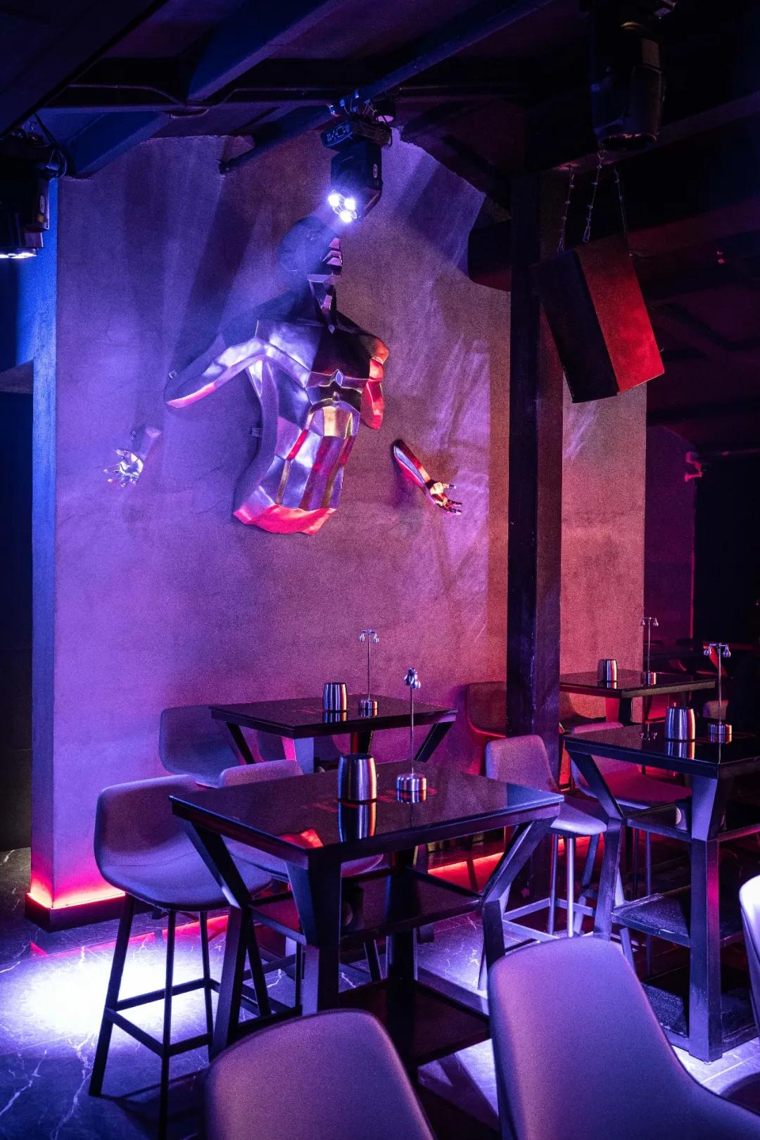 livehouse鐜板満鍚瓕姘涘洿,livehouse闊充箰鐜板満鎵撴灦