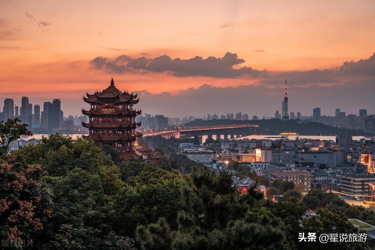 黄鹤楼岳阳楼滕王阁等四大名楼,黄鹤楼岳阳楼滕王阁蓬莱阁顺序