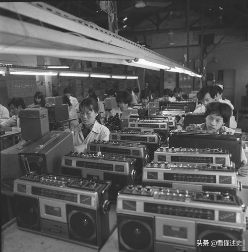 “变性人”李二毛：为生计两变性别，最后出租屋中凄惨离世