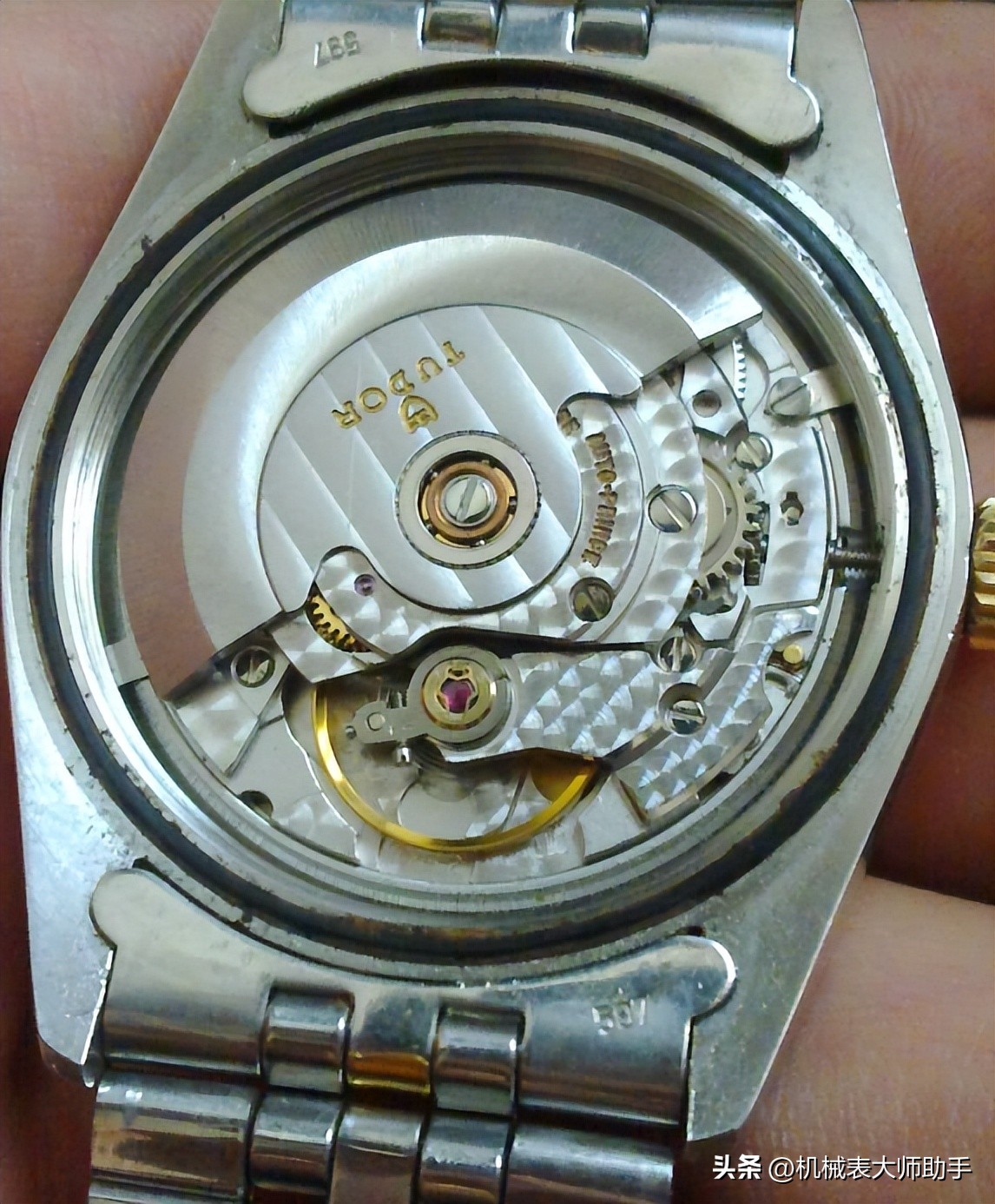 手表机芯等级分类,不同档次的手表机芯区别