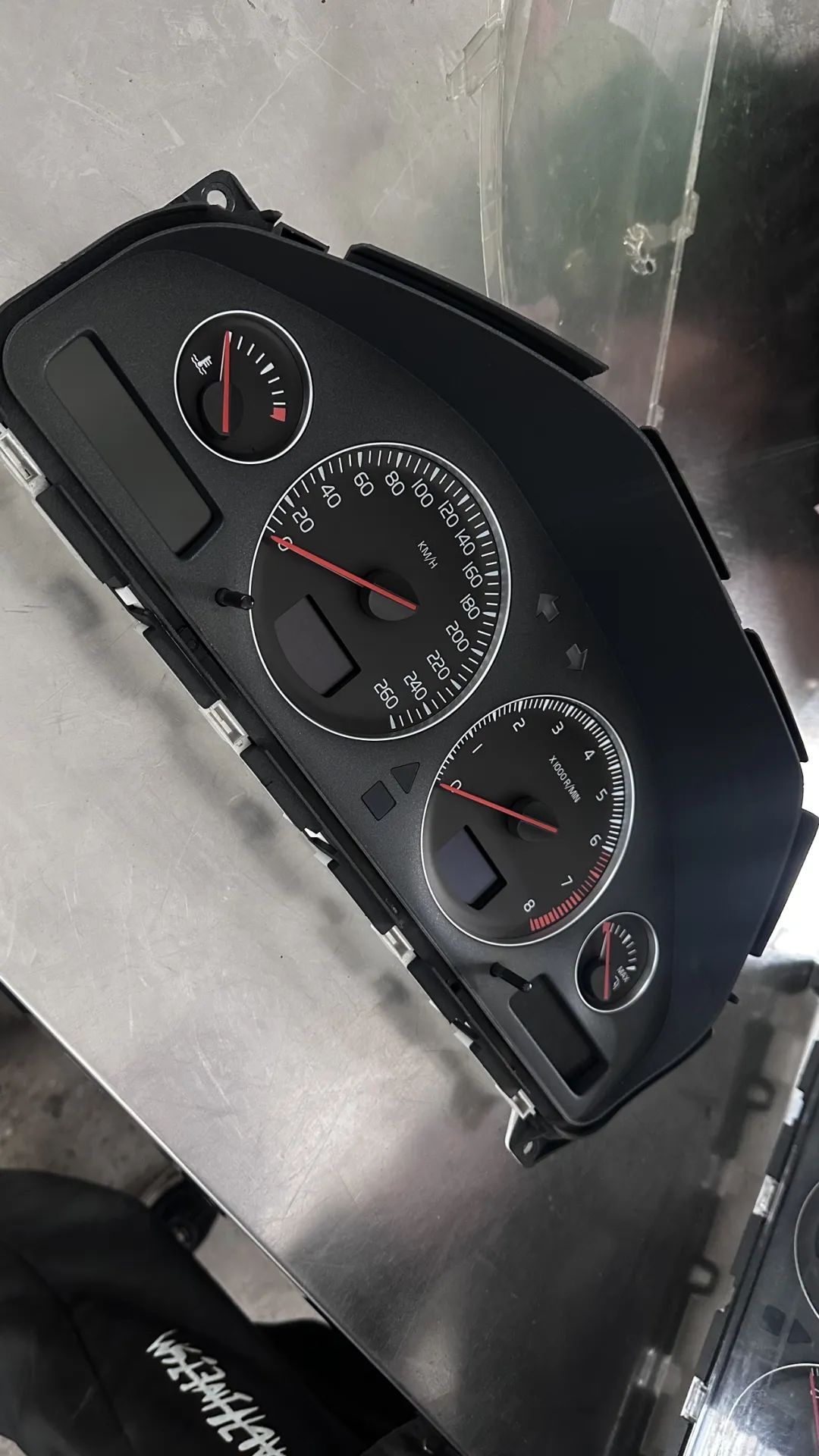 80年沃尔沃xc90出售,08款沃尔沃xc90二手多少钱