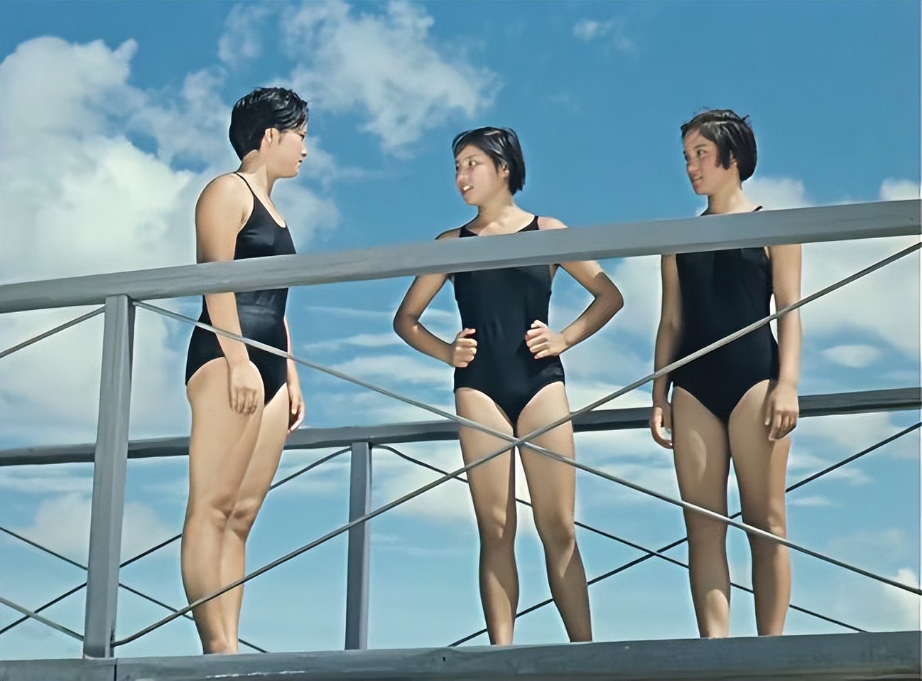 58年前的五好电影画面美歌好听女主角青春靓丽男主角人帅嗓音性感