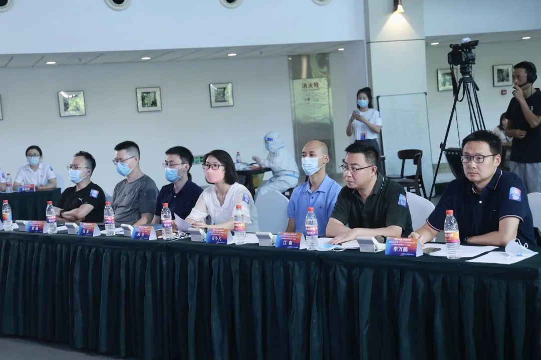 创客中国中小企业创新创业大赛ppt,第七届创客中国中小企业创新大赛