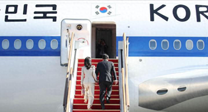 韩国第一夫人穿搭西服套装,韩国第一夫人服装秀