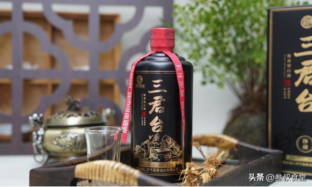 上海大叔去兰州参加婚礼，随礼8888，糟肉上桌：真馋这一口了