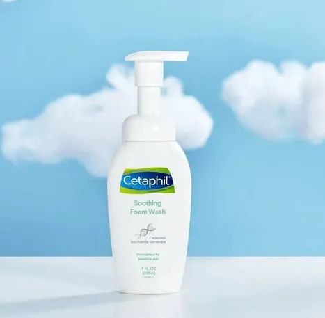 控油补水卸妆洗面奶,深层清洁收缩毛孔祛痘控油洁面