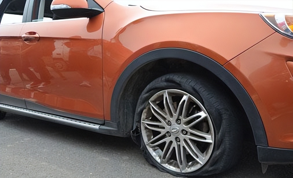 一台车的轮胎一般能用多久,私家车轮胎一般多久更换