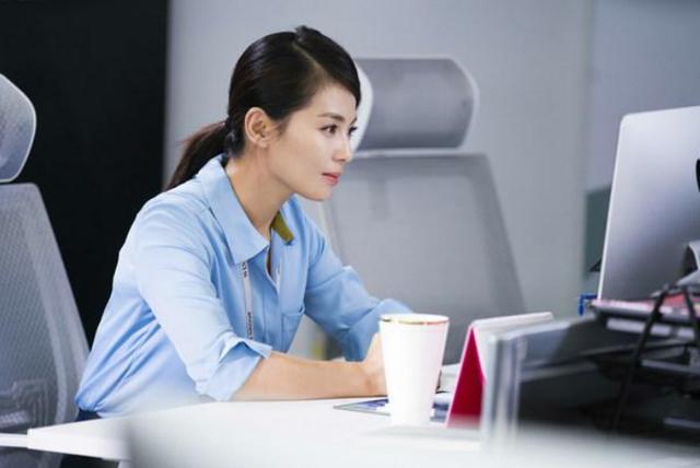 当你在职场不强大时候该如何改变,当你被人边缘化如何破局