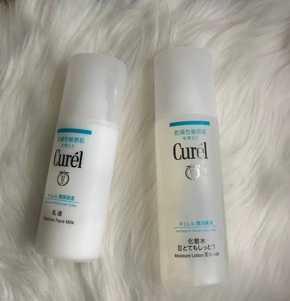 适合学生党的平价水乳精华,干皮公认最好用的水乳珂润