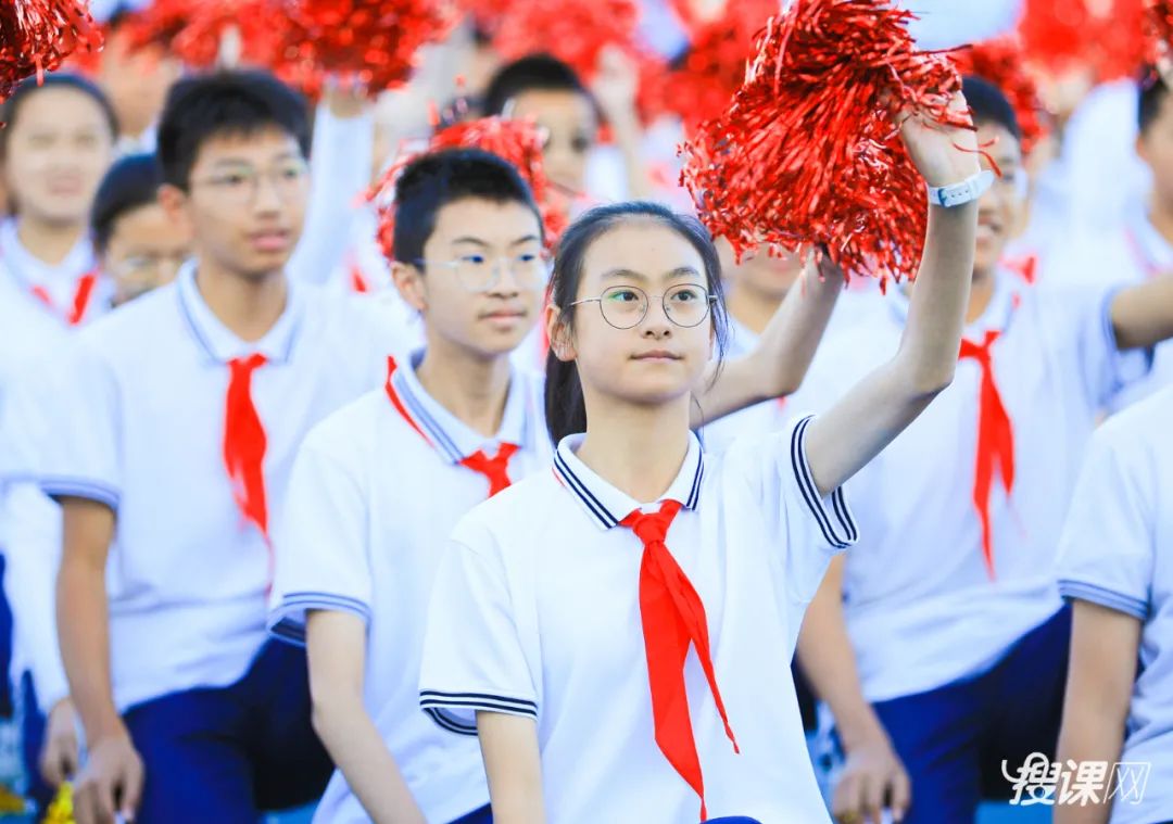 昆一中西山学校2023冬秋运动会,昆明西山学校2024届运动会
