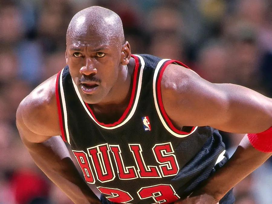 伟大的篮球之神乔丹,伟大的迈克尔乔丹50佳球