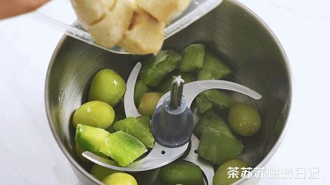 天热最馋这道菜原汁原味,清凉解暑绿豆糕细腻绵软入口即化