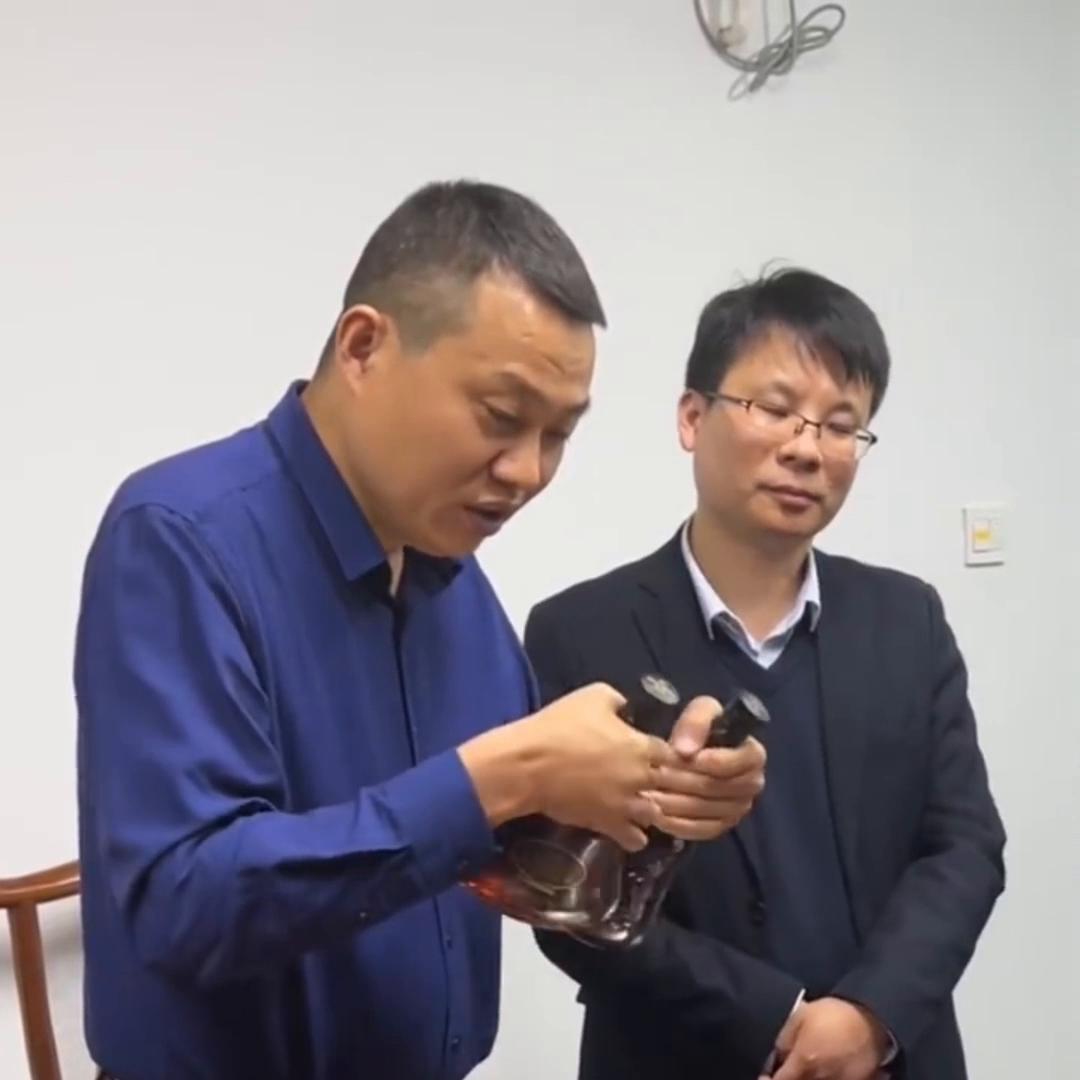 香港买烟酒过关规定,香港买酒有哪些地方