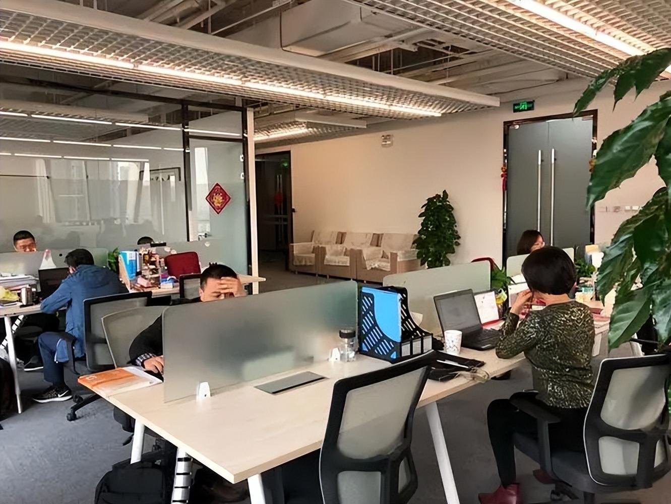 在东莞被裁员可以申请哪些补贴,在外摆地摊卖小吃一个月能挣多钱