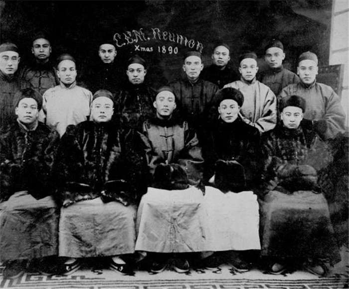 中国近代铁路之父詹天佑简介,中国第一大铁路制造者詹天佑