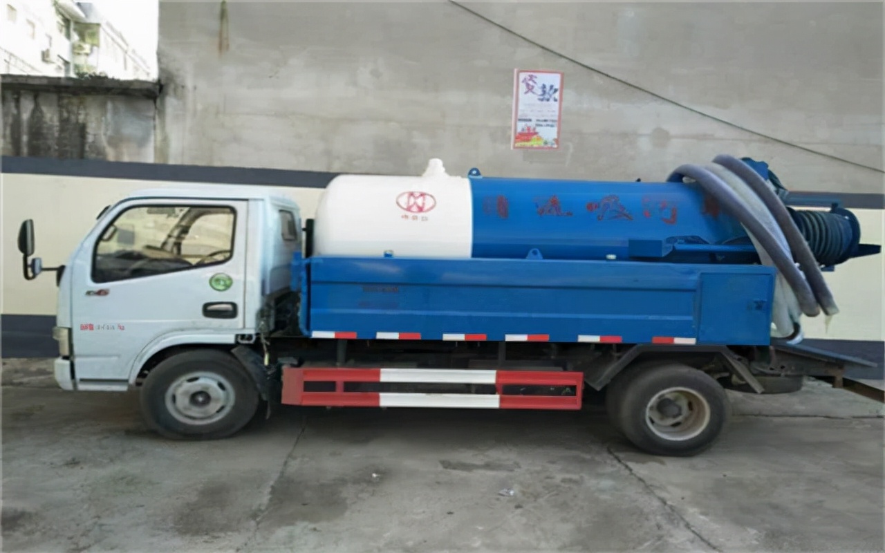 南阳疏通电话，下水道疏通，马桶维修，南阳高压疏通13503779881