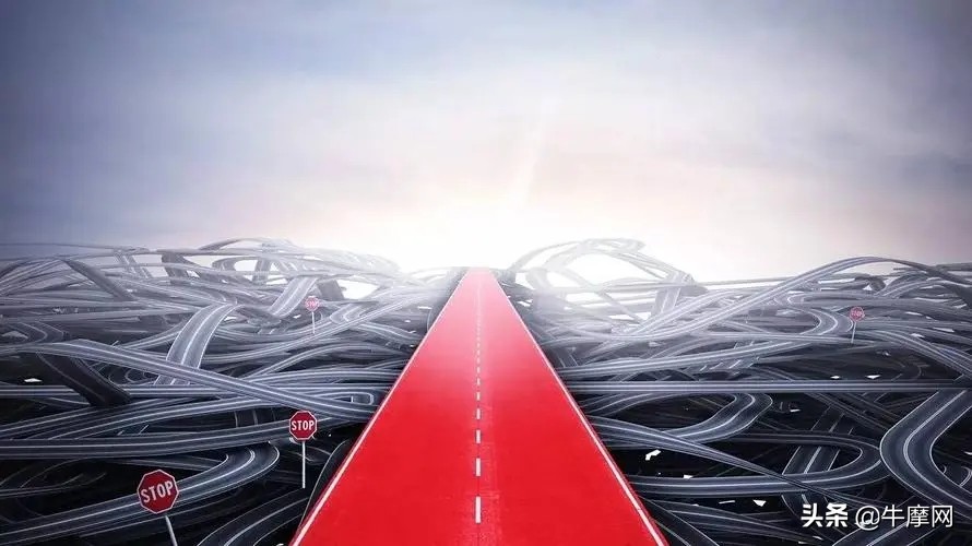 摩生人：整车厂拼配置，只能证明你不行而不是行