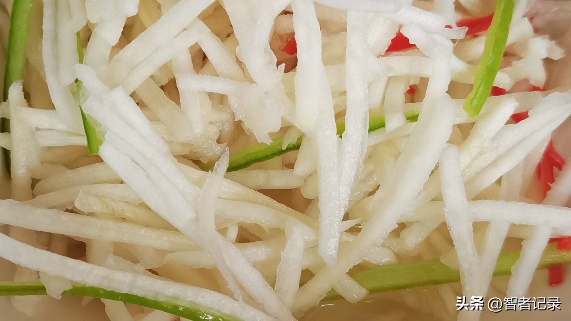 西藏牦牛肉火锅美食推荐,打卡最好吃的牦牛肉火锅