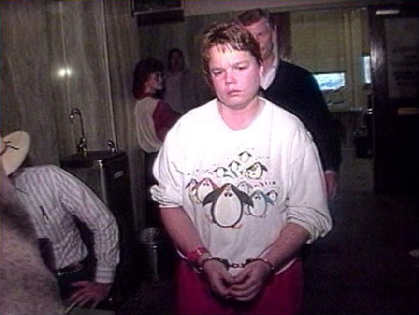 美国23岁护士为了满足变态的欲望,杀害四名儿童,最小的仅两个月