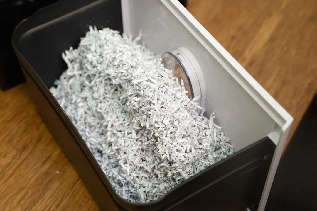 大陆北方网友，给我整不会了！论特工销毁文件的千层套路