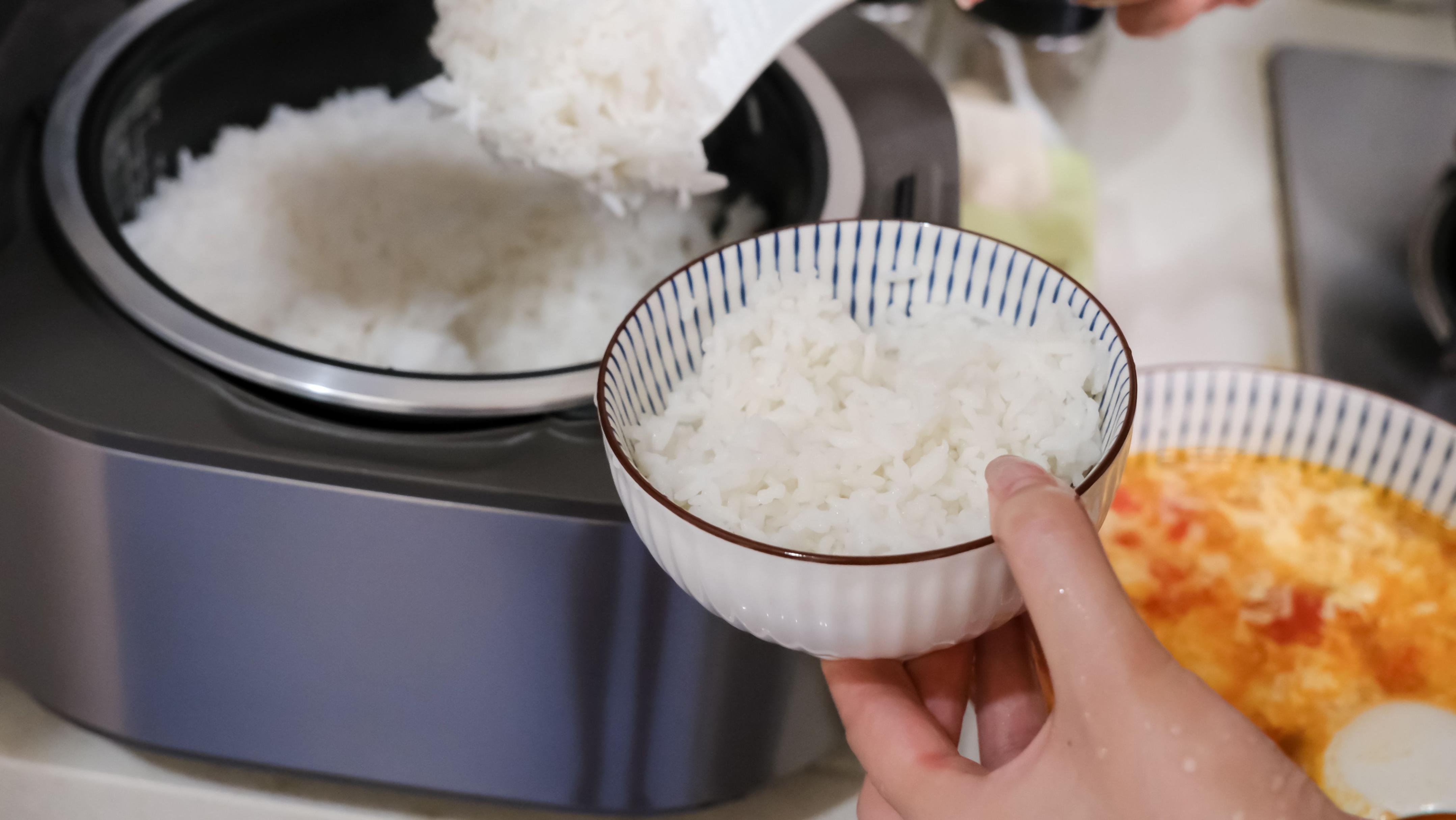 苏泊尔远红外本釜电饭煲正式问世,苏泊尔远红外电饭煲可以做什么饭