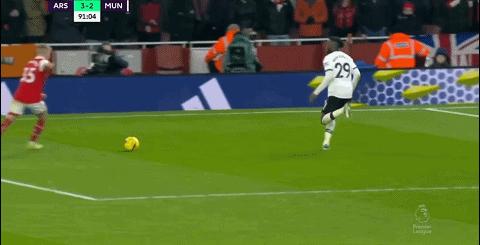 阿森纳遭富勒姆逆转,阿森纳豪夺18场不败