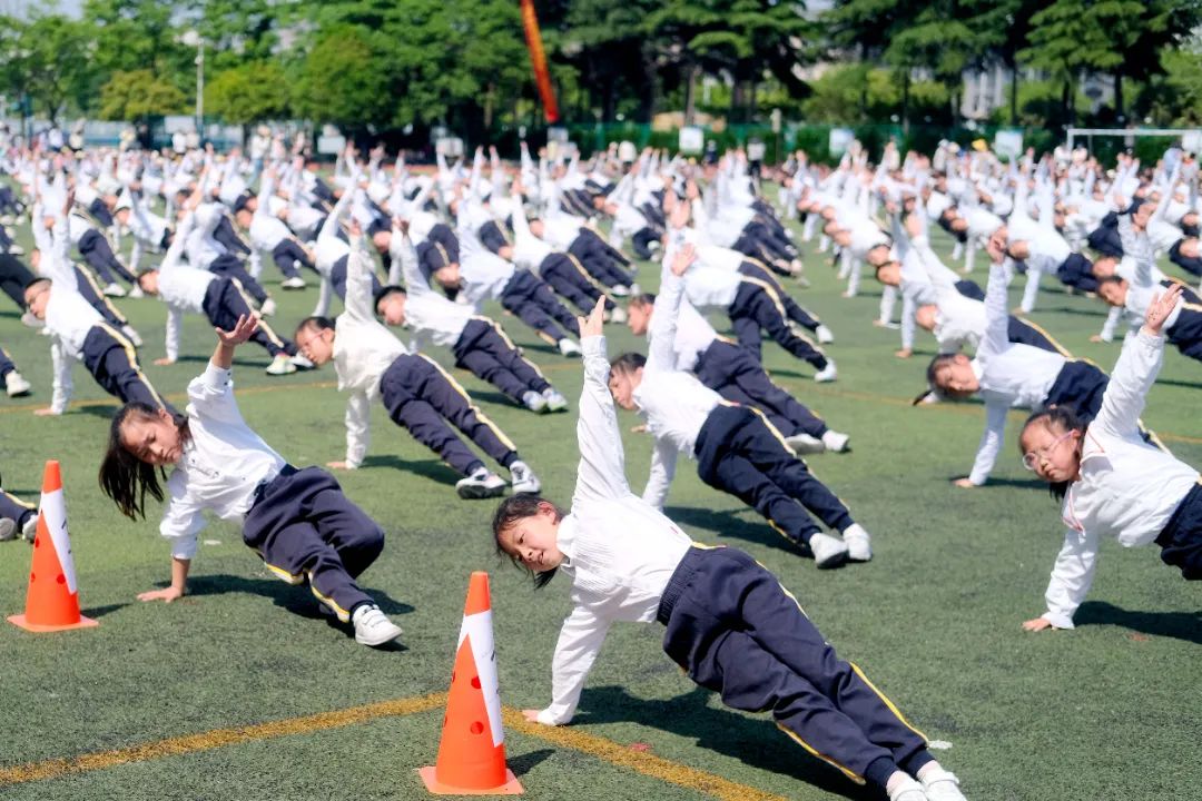 泰州中小学足球联赛,泰州智堡实验学校校运会接力赛