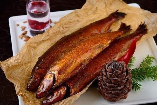 俄罗斯家庭一般吃什么,俄罗斯普通人每天的生活饮食习惯