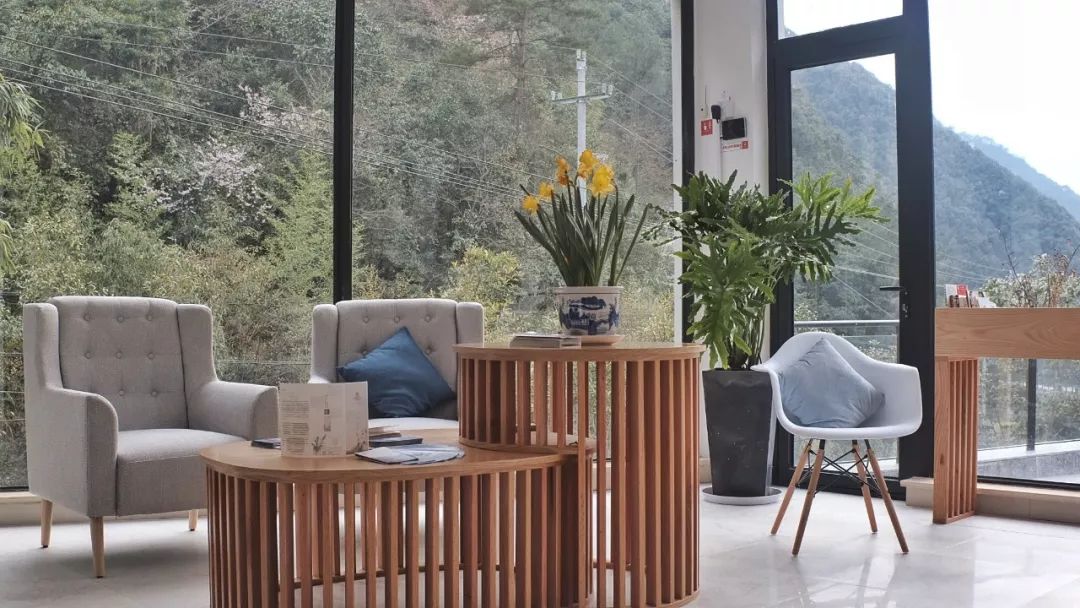 杭州出发2h,睡进千岛湖畔6家美宿，避开人群赏湖景山色丨南方民宿