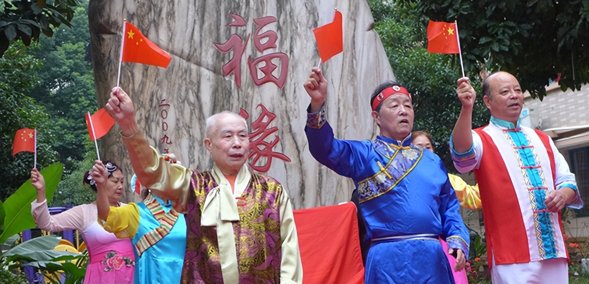 志愿者爱心接力不停歇,跟随志愿者行走在献爱心的路上