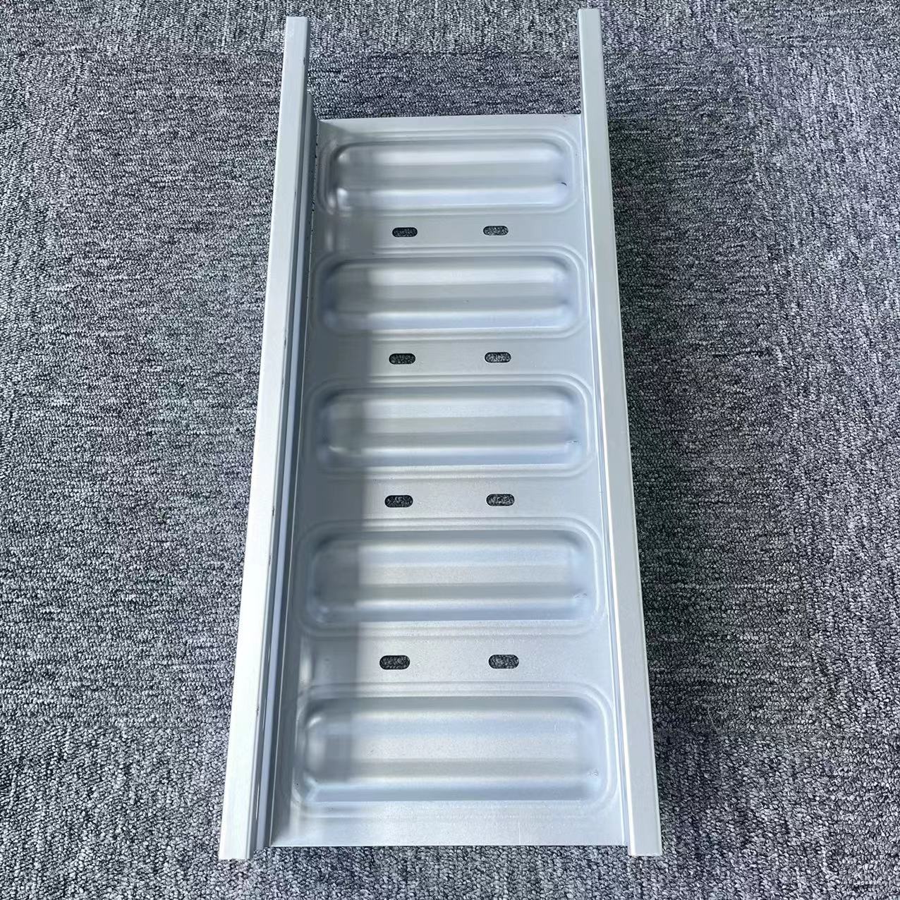 防火电缆桥架与封闭金属线槽区别,防火线槽和桥架区别