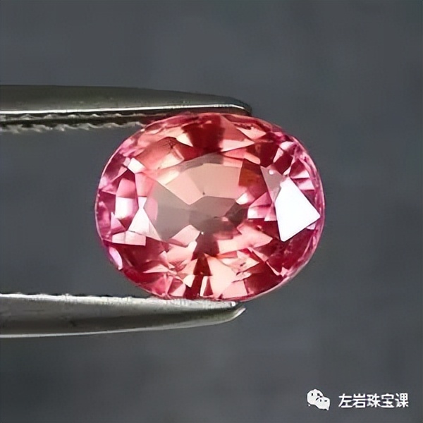 左岩奥斯卡完整版,左岩世界吉尼斯珠宝纪录保持者