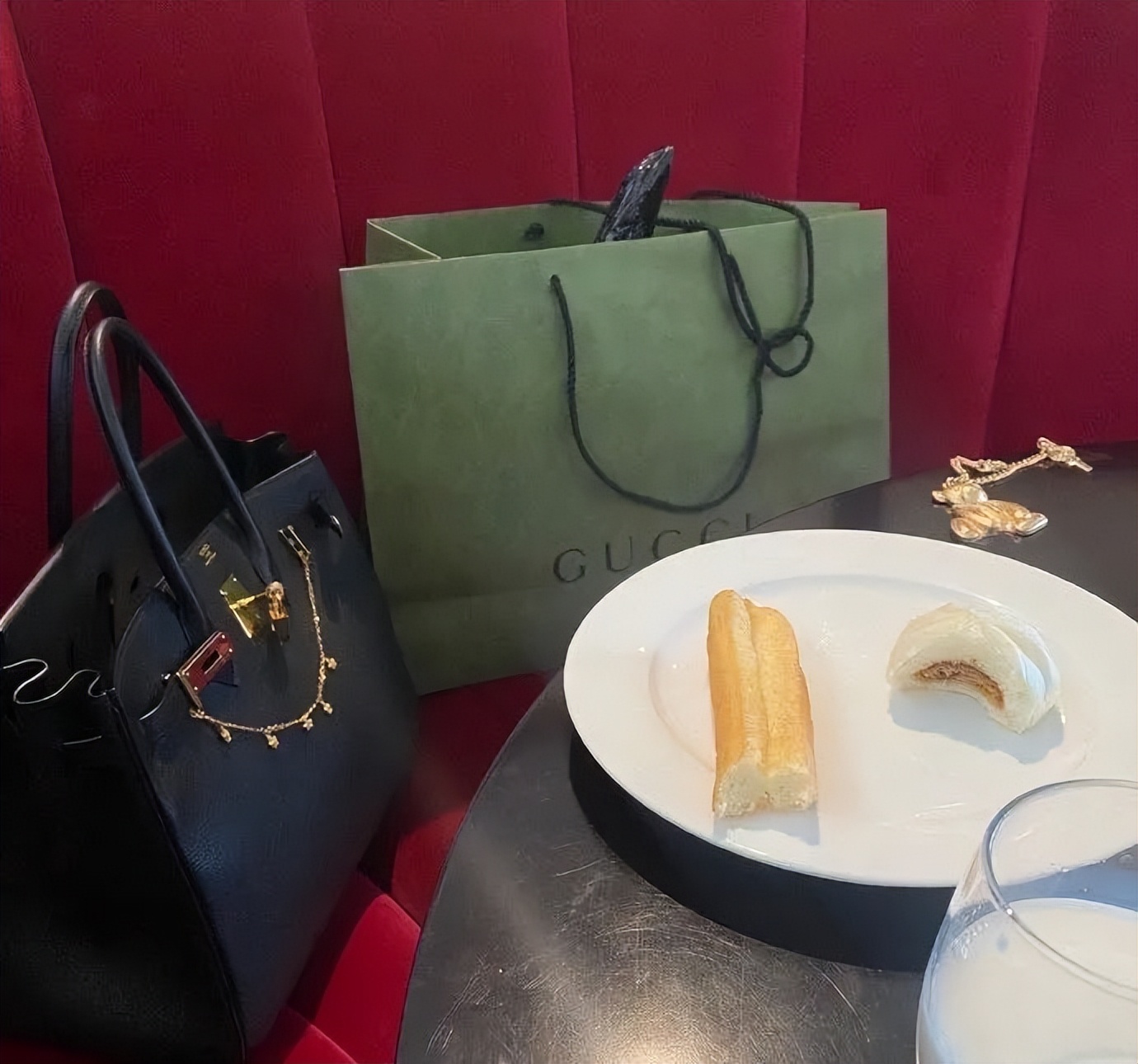 女大学生假冒名媛21天,女大学生冒充名媛15天