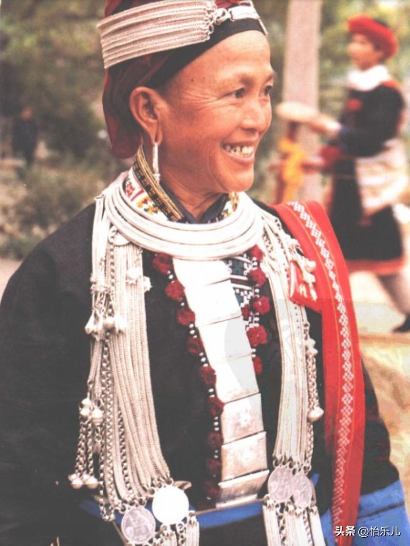 云南最著名的银饰,云南银饰元素