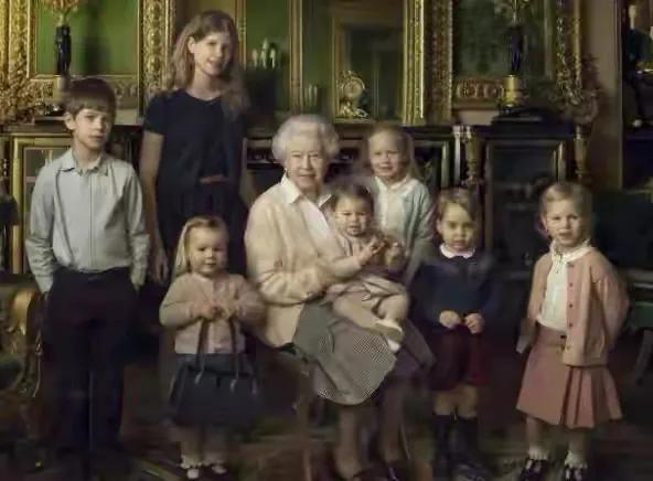 安妮的孙辈,安妮的孙女