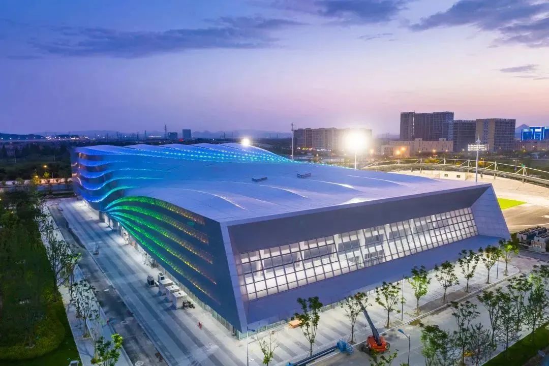 北航中法航空学院体育馆全面建成！