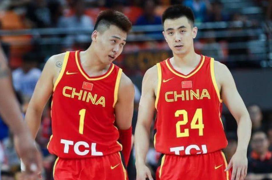正在直播2019中国男篮阵容郭艾伦,中国男篮18人后卫