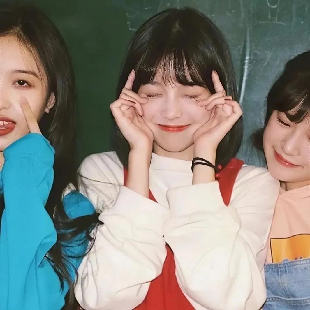 仙气三人闺蜜头像共三张连在一起,可以和闺蜜对象一起用的头像三人