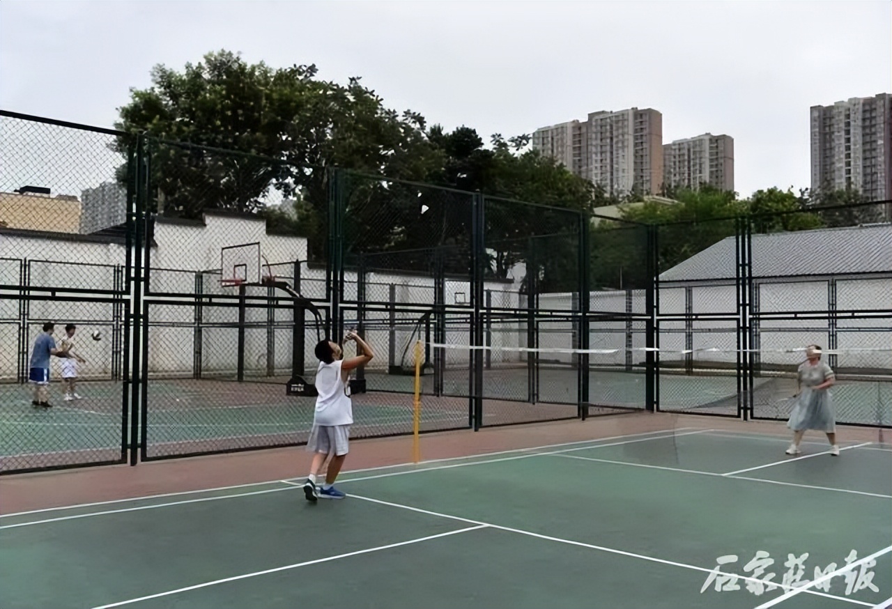 运动场开放公告,运动场球类运动