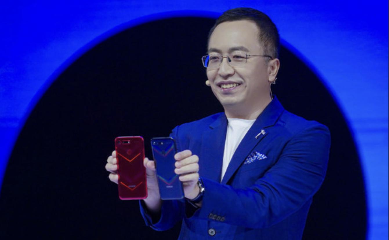 “双十一，明哥交朋友”，揭秘荣耀数码圈最火的梗