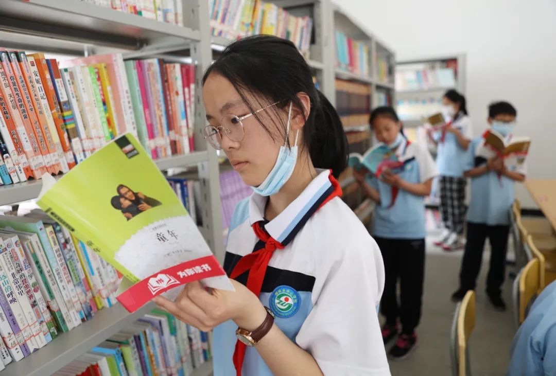 孩子们的诗书籍,孩子们的诗朗读