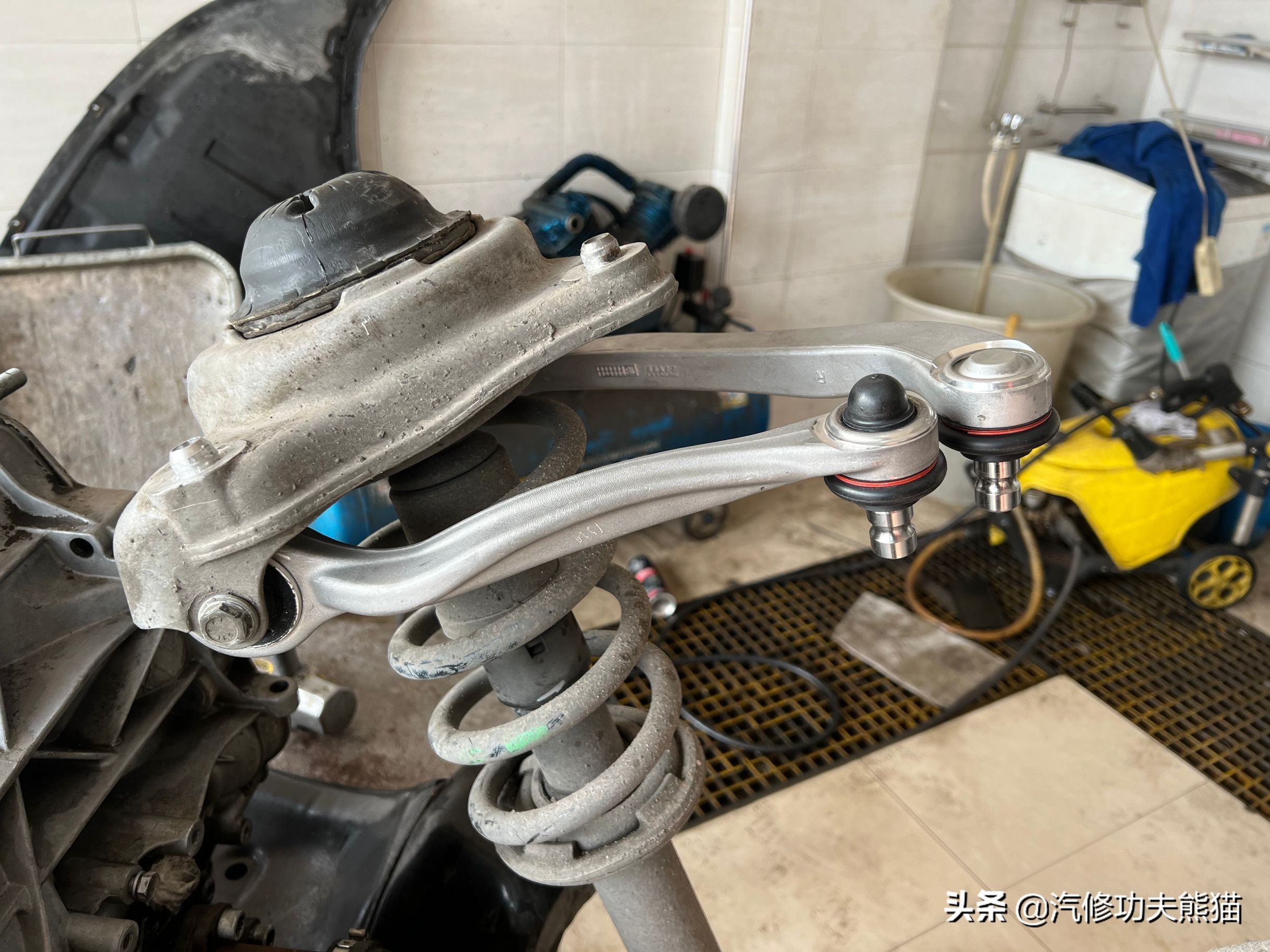 08年奥迪a6l机油压力不足,10年奥迪a6l2.8烧机油严重