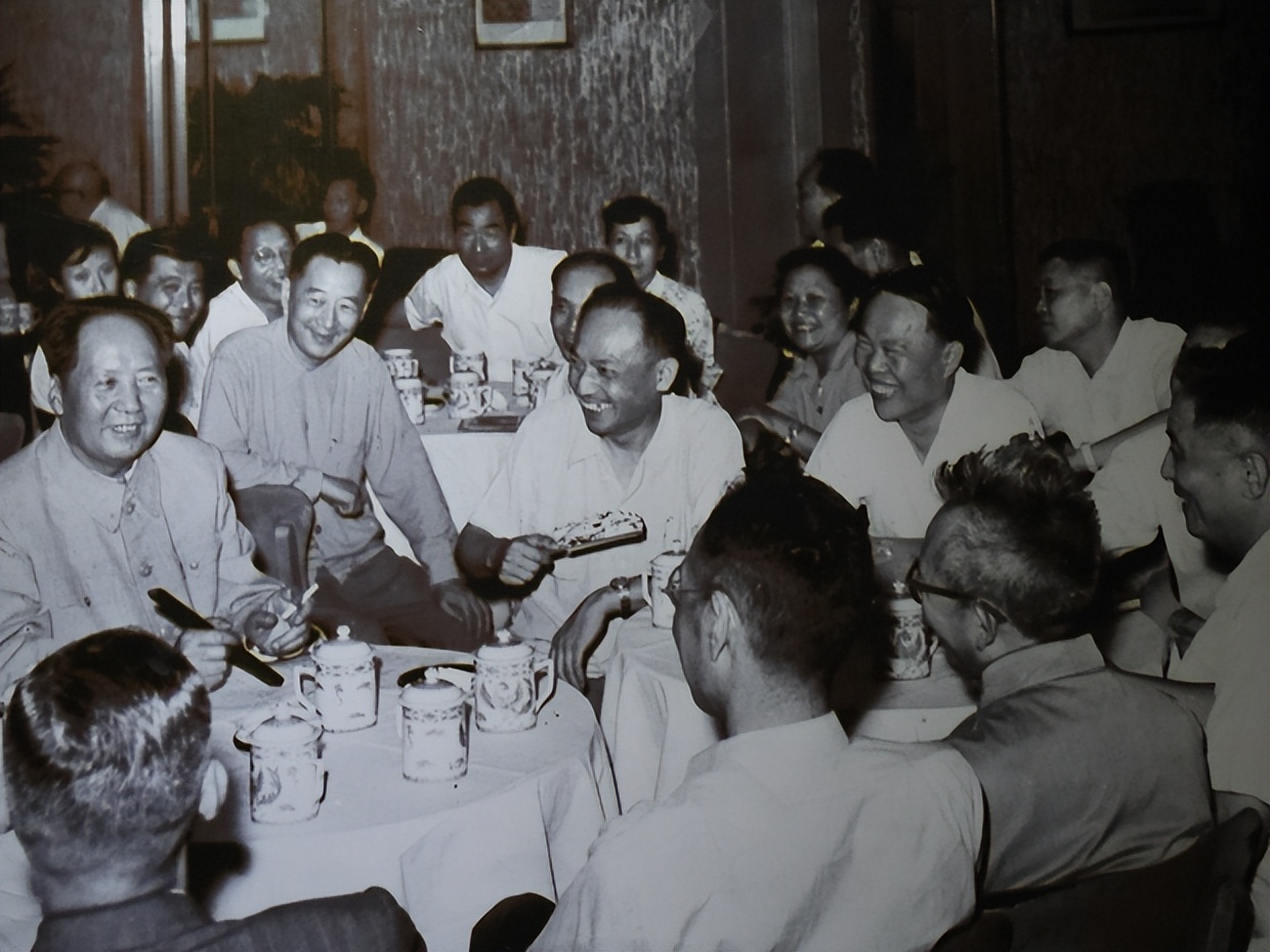 复旦经济专业本科学费多少,复旦经济