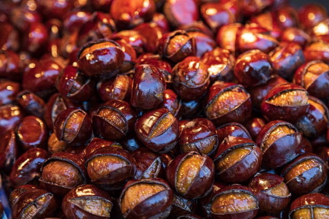 摆地摊月入几万真的假的,摆地摊需要什么条件才能挣钱