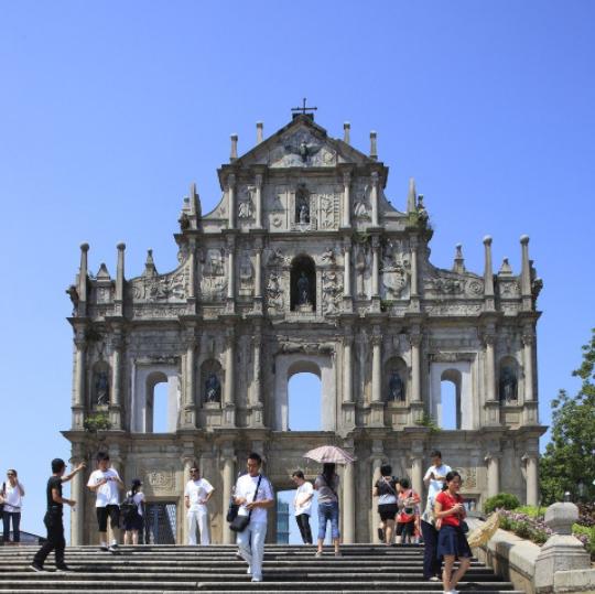 以前对于澳门的印象停留在“赌城”、“东方拉斯维加斯”等标签上