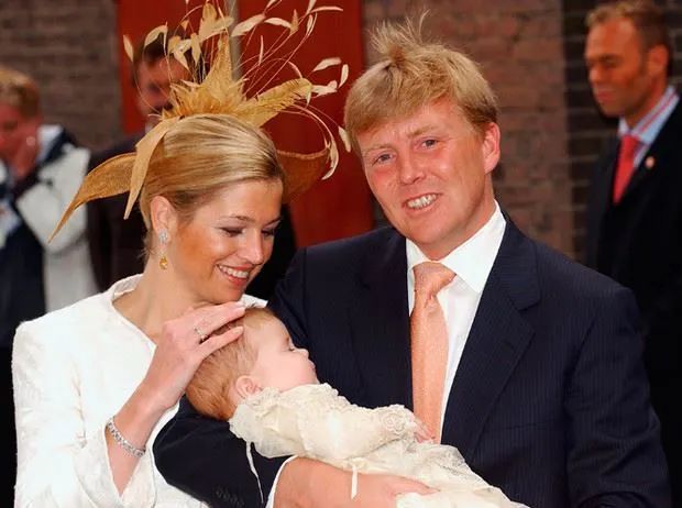 荷兰最美王妃,国王为了娶她改写了整个历史