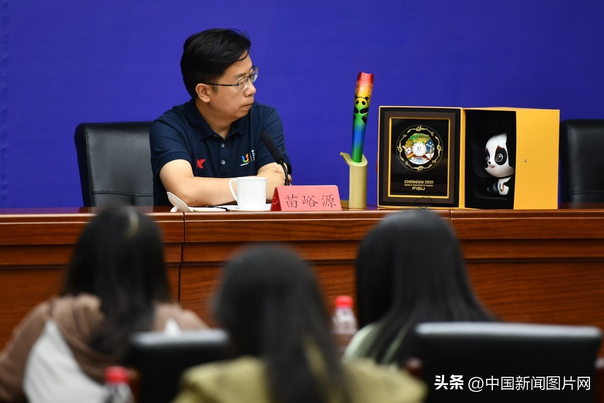 成都大运会吉祥物会徽元素的含义,成都大运会吉祥物奖牌火炬亮相