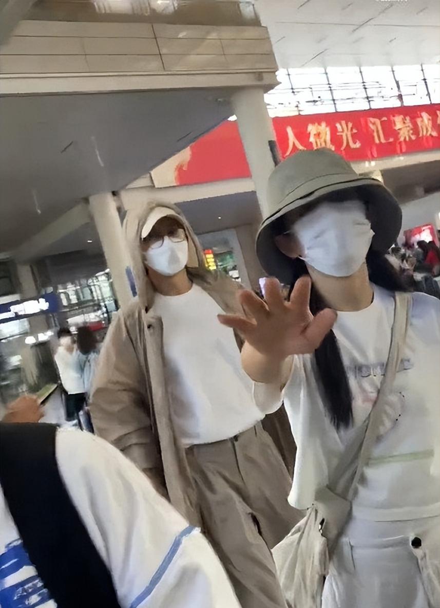 谢娜再谈助理打手机后续,谢娜工作室致歉助理原视频